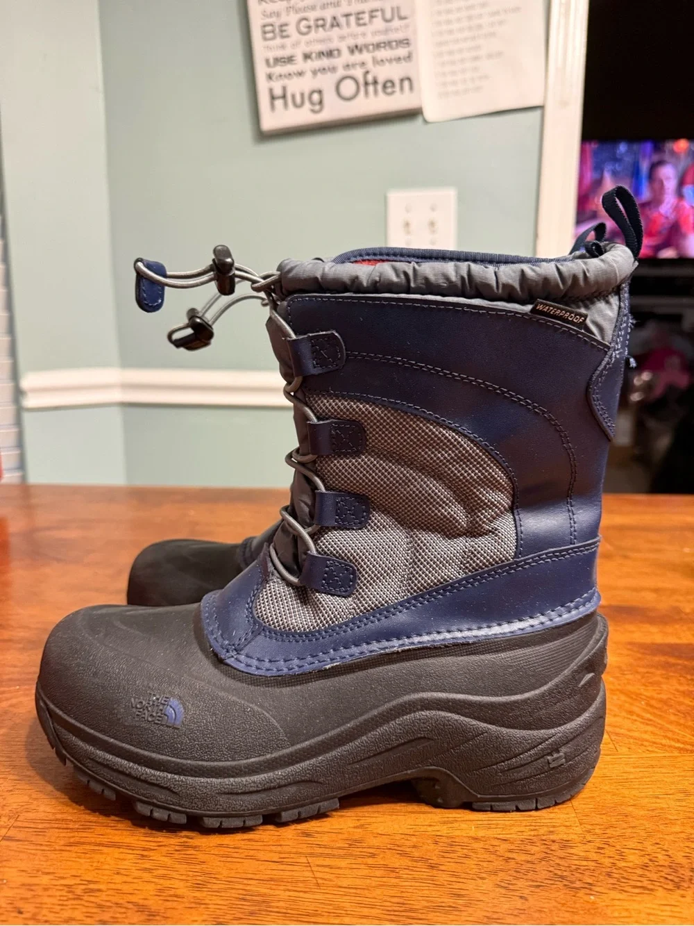 The North Face Kids Alpenglow IV Snow Boots Navy Blue Waterproof Insulated Sz 6